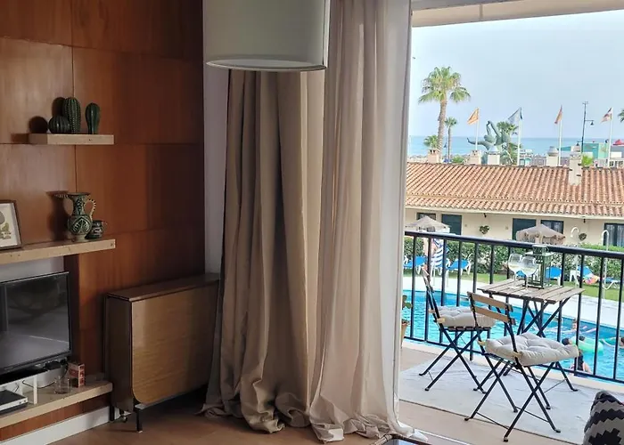 The Sea At Your Doorstep Apartment