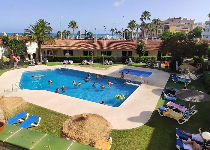 The Sea At Your Doorstep Apartment *