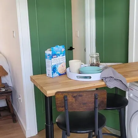 The Sea At Your Doorstep טורמולינוס